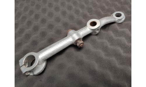 Bras de Suspension Avant Inférieur Ferrari 330 et 365 GT 2+2 (65193/U) (Pièce Occasion)
