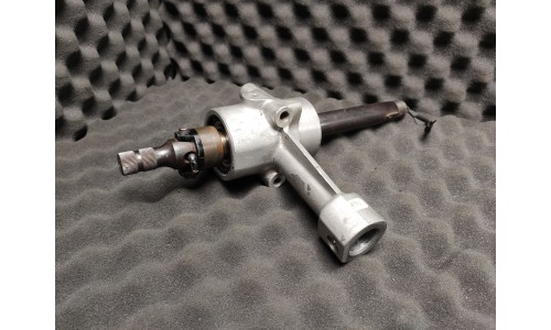 Support de Colonne de Direction + Axe Ferrari 365 GT 2+2 (740273/U) (Pièce Occasion)