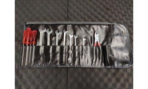 Trousse à Outils Ferrari (123254/U/2) (Pièce Occasion)