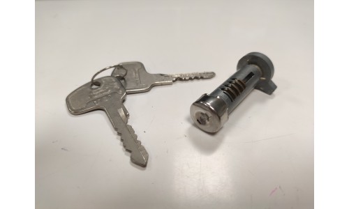 Barillet + Clefs Ferrari 365 GT 2+2 (251-30-790-02)